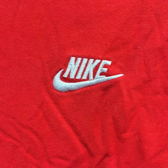 Nike Red Long Sleeve T Shirt - Picture 2 of 4